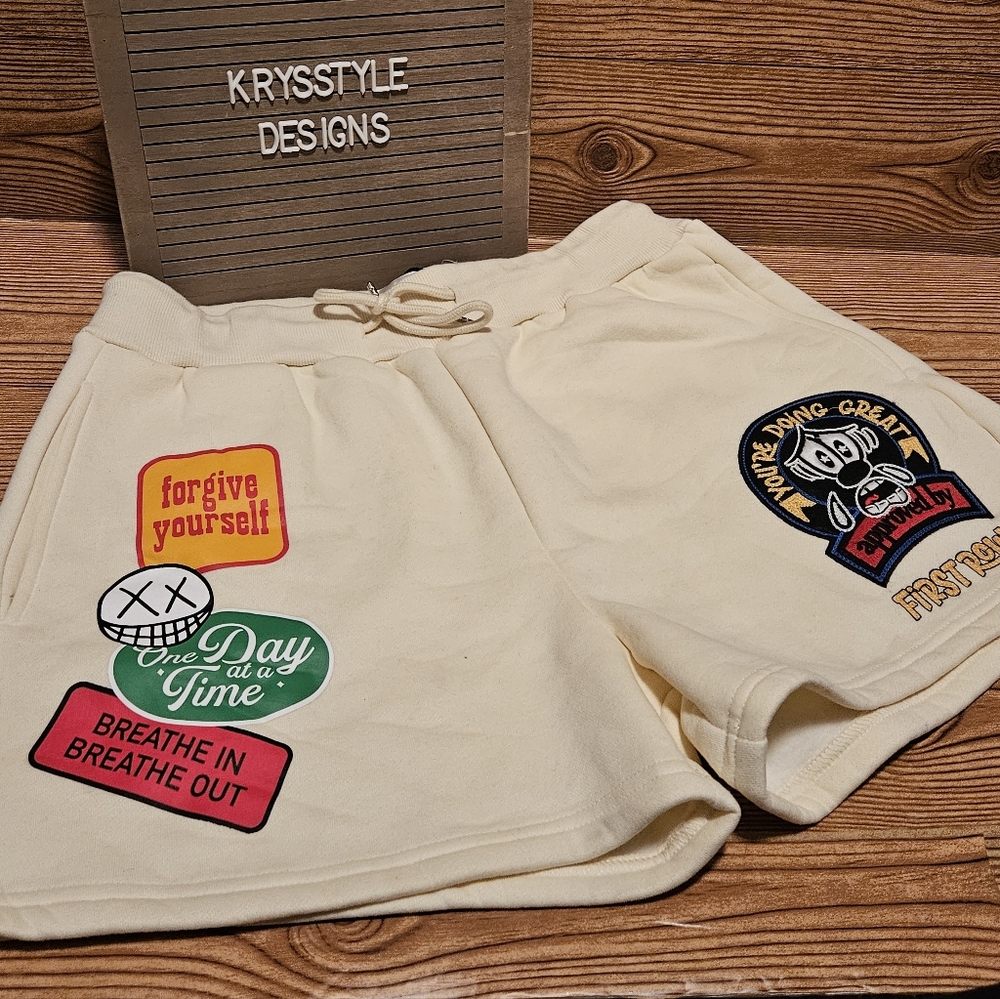 First Row Graphic Patch Fleece Shorts Size L